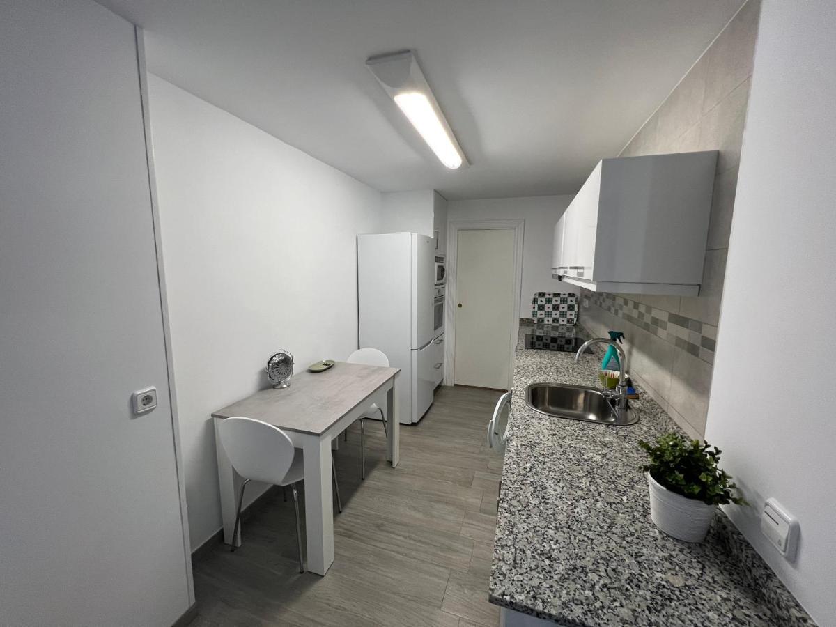 Apartamentos Ilice A 1 Minuto De La Playa De Benidorm Esterno foto